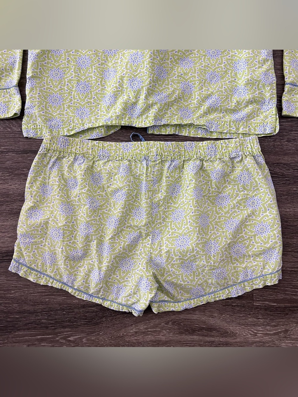 Needham Lane 100% Cotton Pajama Set Women’s L Shorts & Shirt Green Blue Print - Picture 8 of 11
